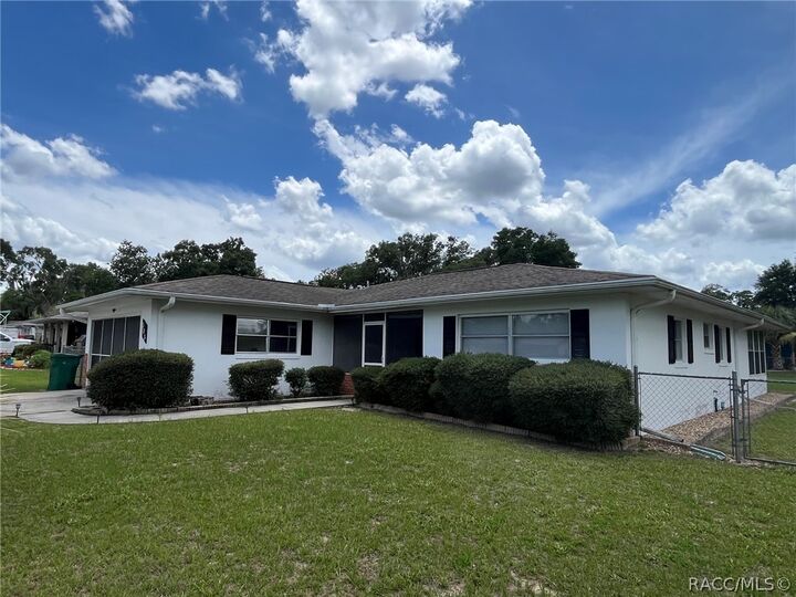 Property Photo:  303 Camellia Avenue  FL 34452 