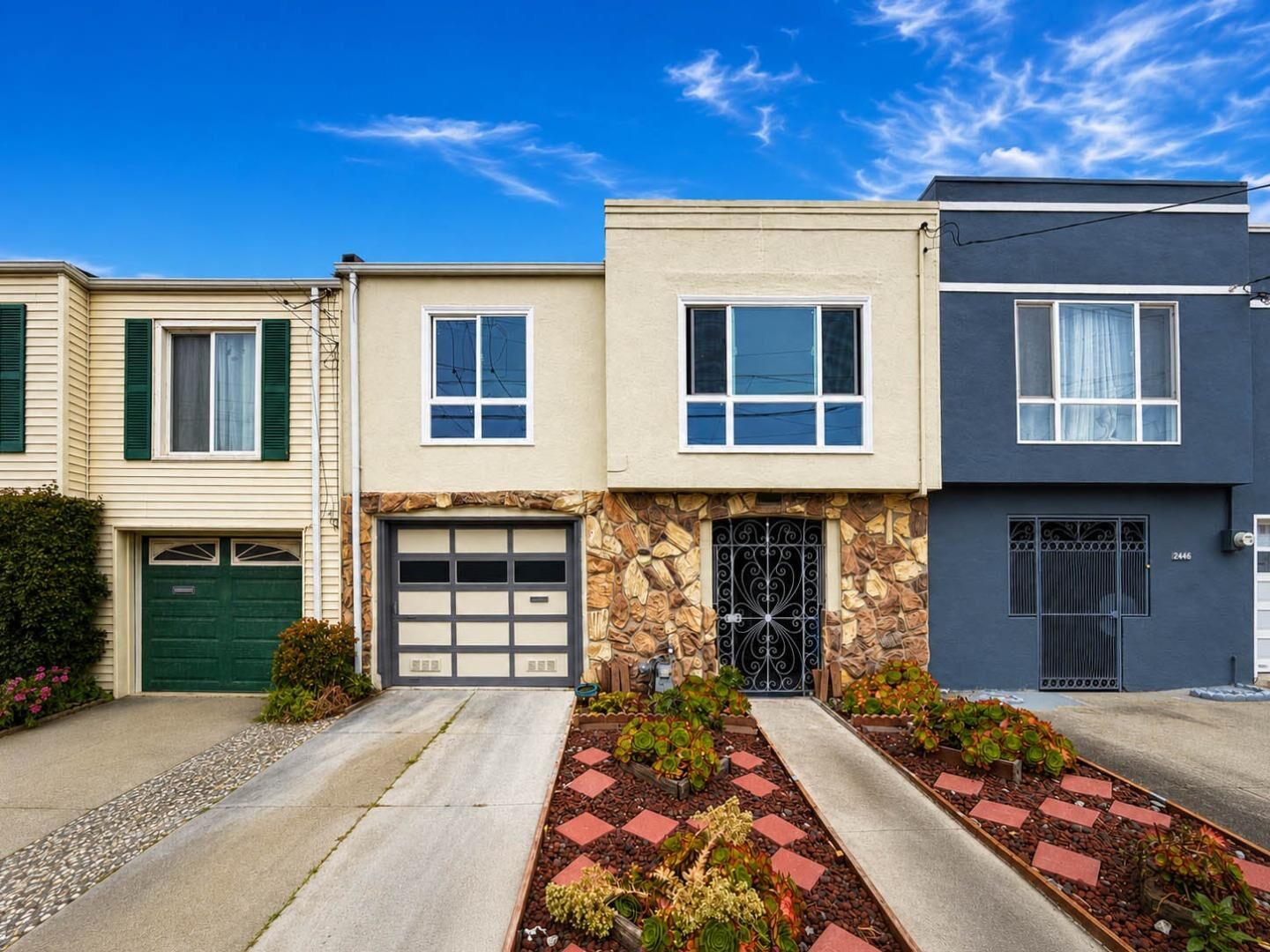 Property Photo: 2442 41st Avenue CA 94116