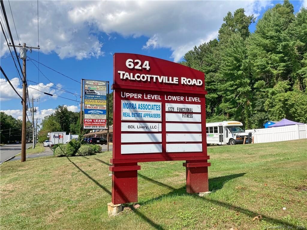 Property Photo:  624 Talcottville Road 7  CT 06066 