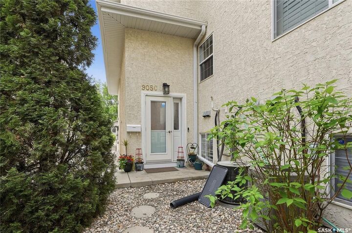 Photo de la propriété: 905 9th Street E C SK S7H 0M9