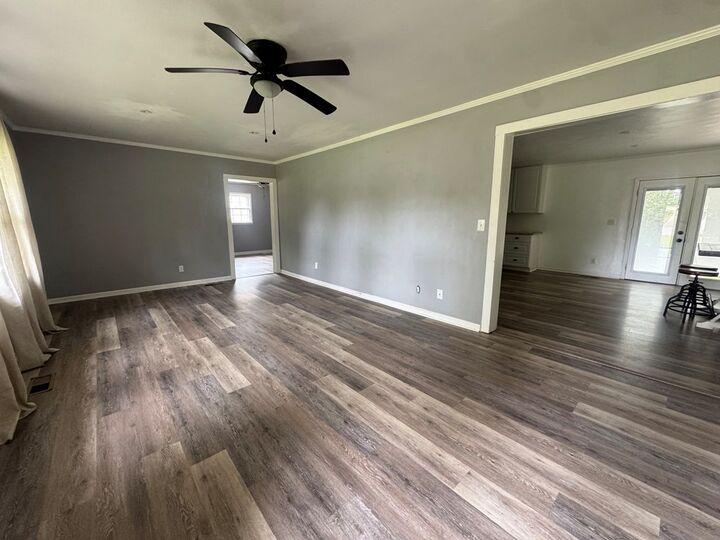 Property Photo:  409 Sequoyah  AL 36303 