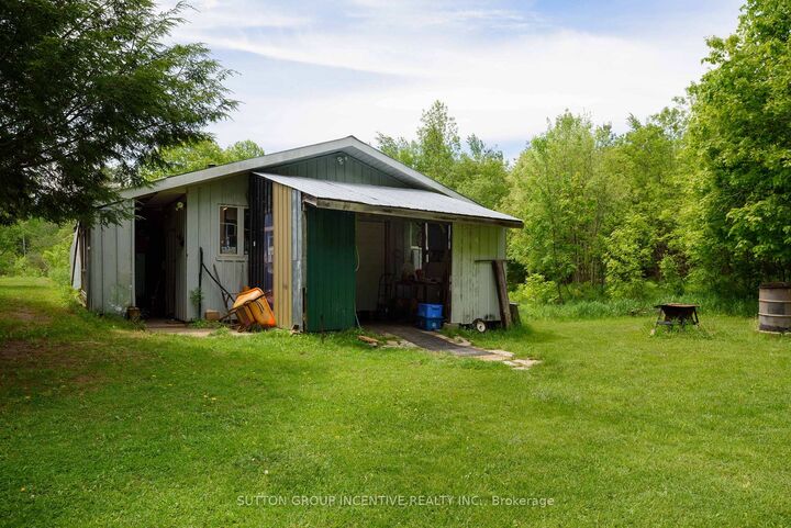 Property Photo:  9408 Provincial Hwy 11 Highway  ON L3V 6H3 