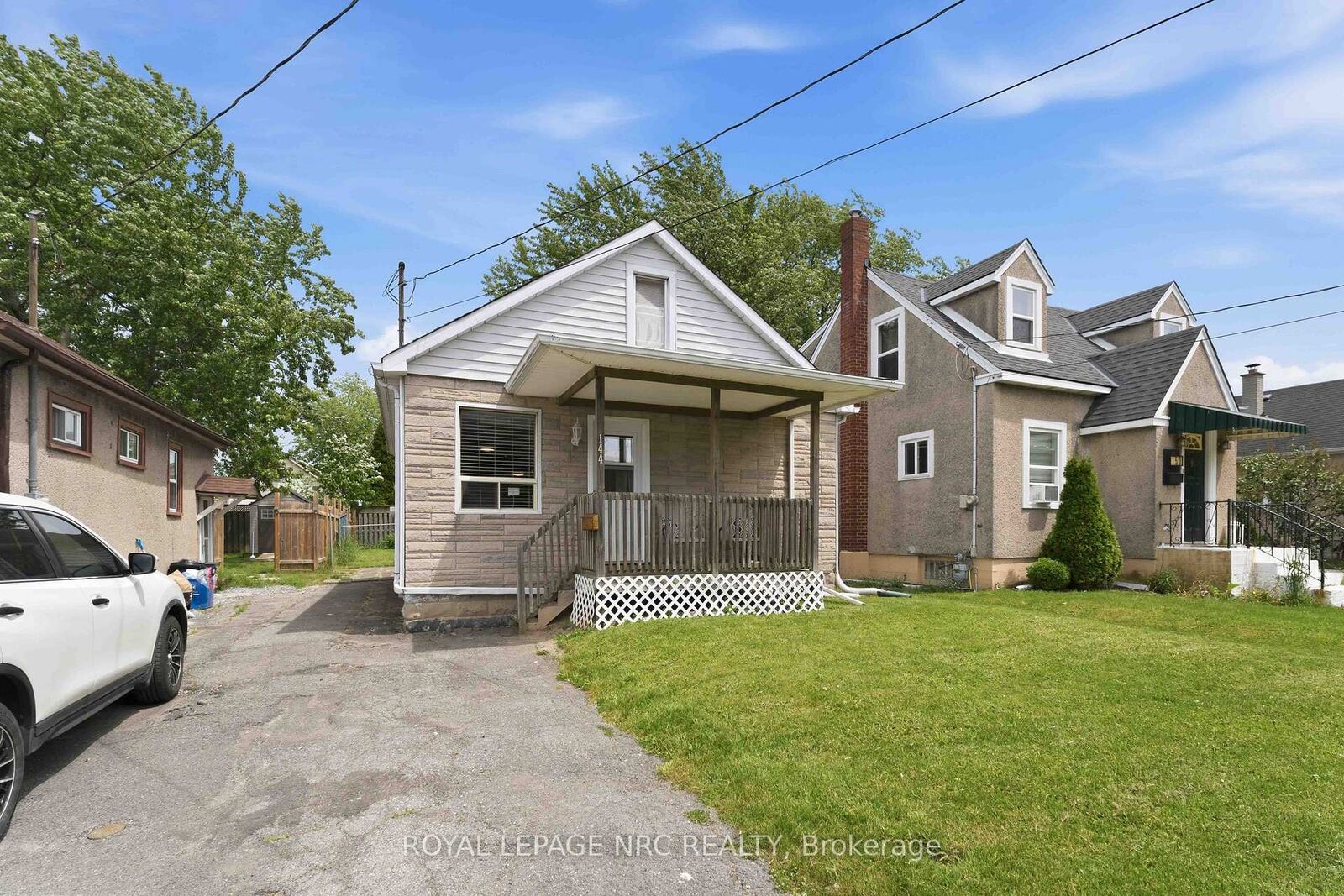 Property Photo: 144 McAlpine Avenue S ON L3B 1T6