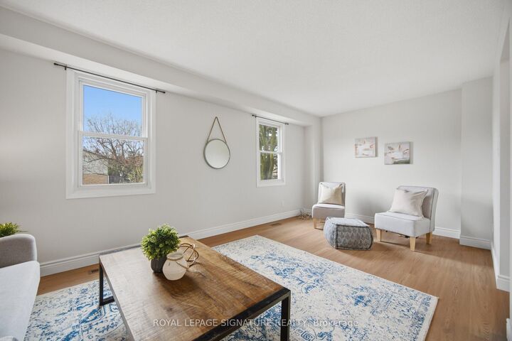 Property Photo: 7340 Copenhagen Road 10 ON L5N 2S5