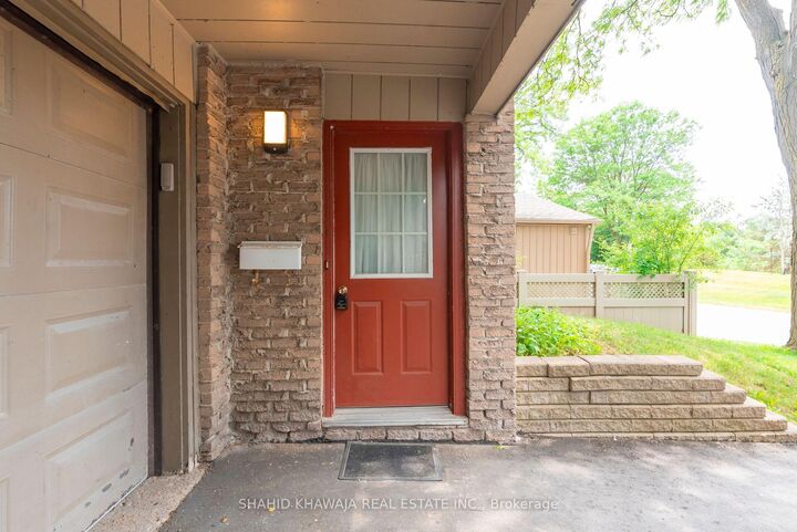 Property Photo: 143 Janefield Avenue ON N1G 2L4