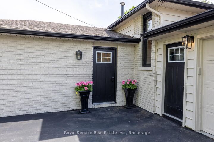 Property Photo: 567 Daintry Crescent ON K9A 4X9