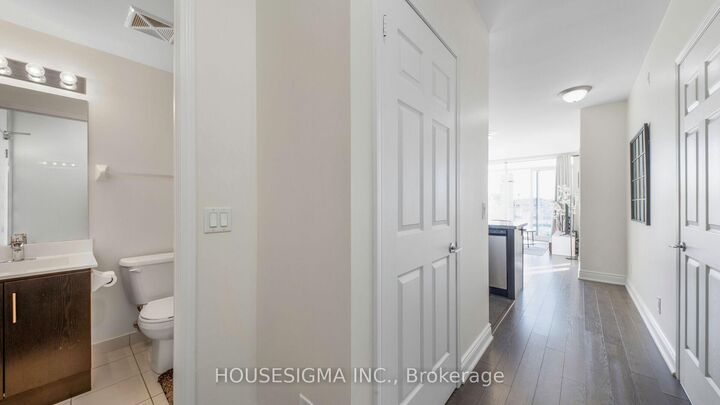 Property Photo: 15 James Finlay Way 1103 ON M3M 0B3