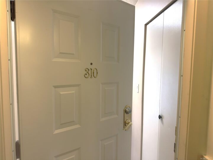 Property Photo: 2815 Departure Bay Rd #310 BC V9S 5P4