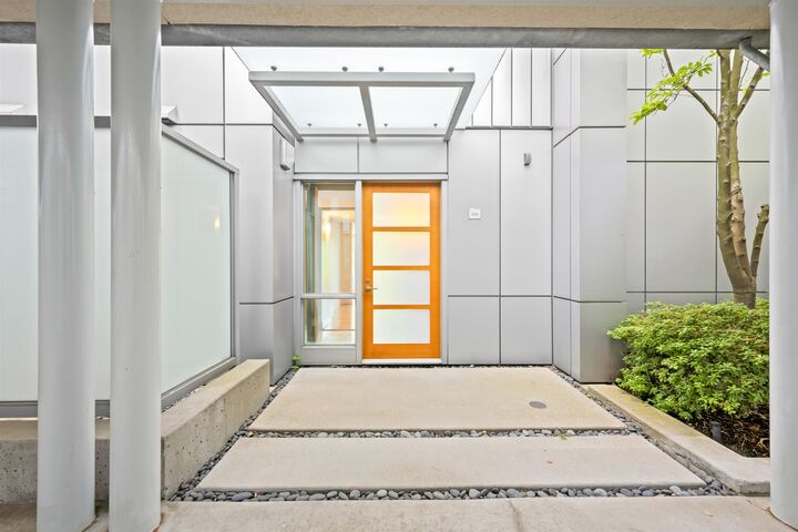 Property Photo: 560 Nicola Street 206 BC V6G 3J7