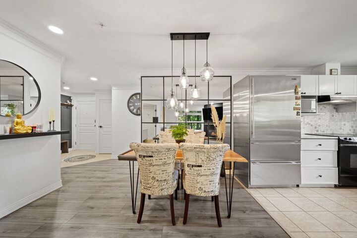 Property Photo:  8115 121A Street 303  BC V3W 1J2 