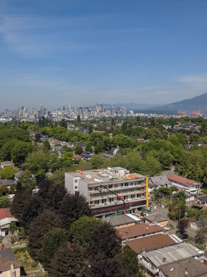Property Photo: 2250 Nanaimo Street 405 BC V5N 5C9