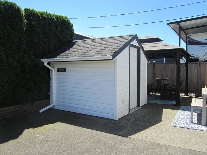 Property Photo: 8400 Shook Road 186 BC V2V 7L5