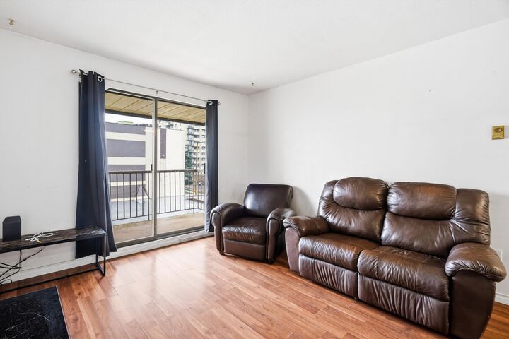 Property Photo:  45744 Spadina Avenue 309  BC V2P 1T6 