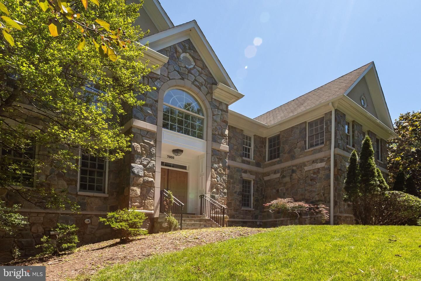 Property Photo: 7009 Persimmon Tree Road MD 20817