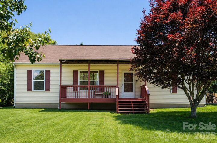 Property Photo: 339 Hi Alta Avenue NC 28806