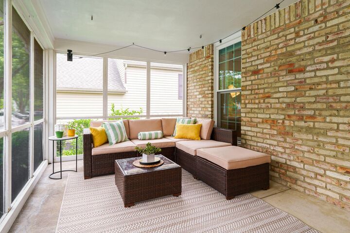 Property Photo:  1233 Churchbell Way  OH 43235 