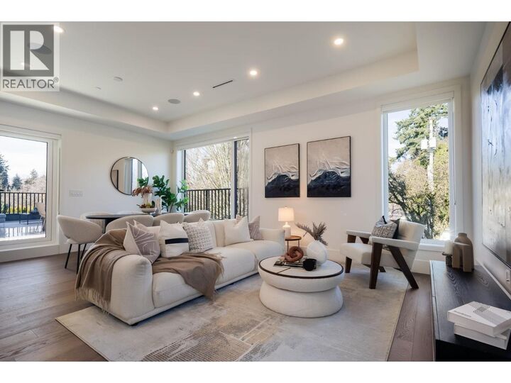 Property Photo:  950 West 57th Avenue 3  BC V6P 1S3 