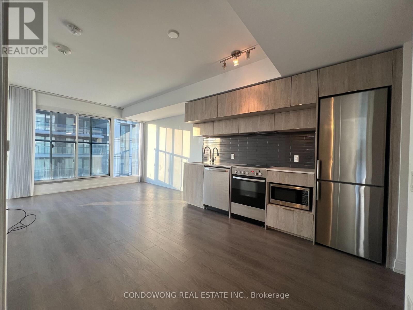 Property Photo: 181 Dundas Street East 4811 ON M5A 0N5