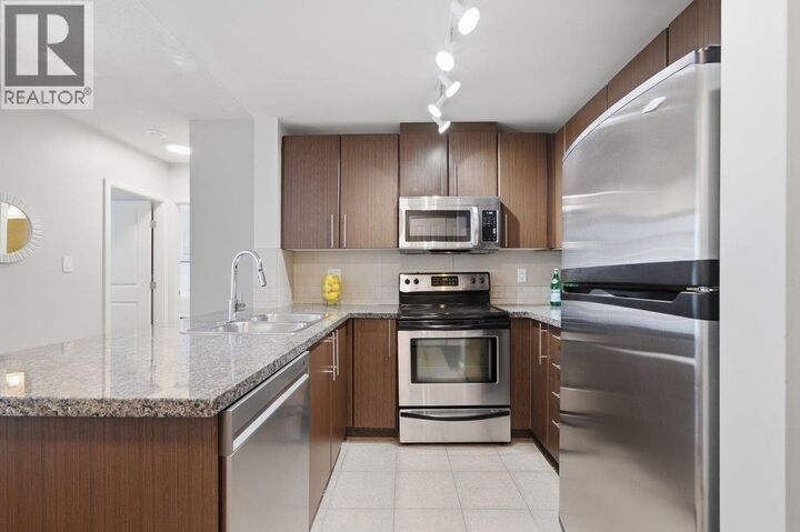 Property Photo:  898 Carnarvon Street 1803  BC V3M 0C3 