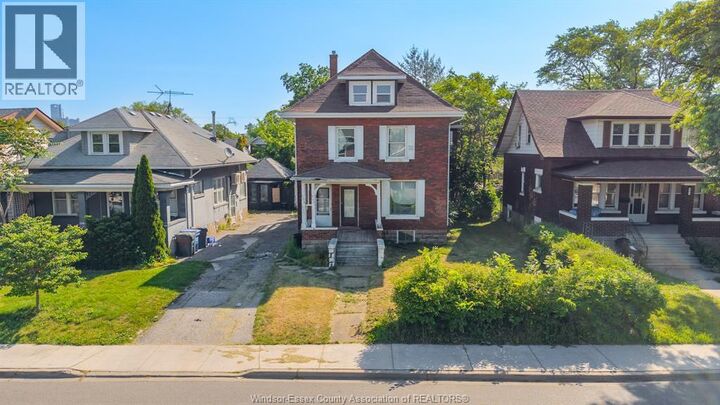 Property Photo: 540 Campbell Avenue ON N9B 2H4
