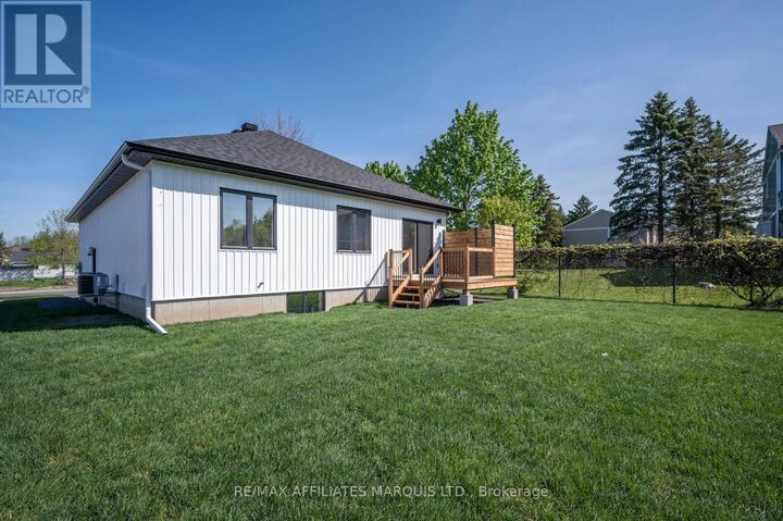 Property Photo: 153 Marguerite D'Youville Street ON K6H 0J3