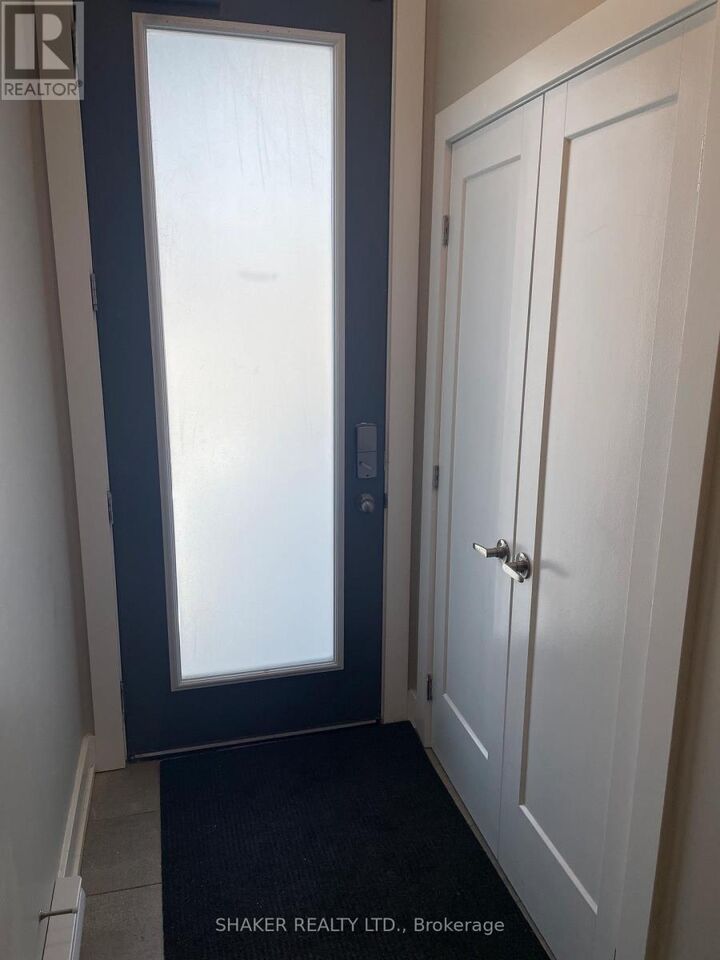 Property Photo: 304 Elmgrove Avenue 3 ON K1Z 6V1