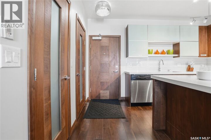 Property Photo:  203 2101 Heseltine Road  SK S4V 3H1 
