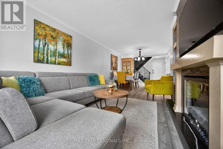 Property Photo:  366 The East Mall 209  ON M9B 6C4 