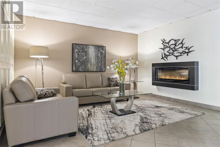 Property Photo: 89 Pine St # 207 ON P6A 6M6