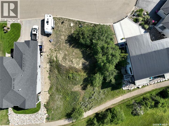 Property Photo:  17 Copper Ridge Way  SK S6H 4R1 