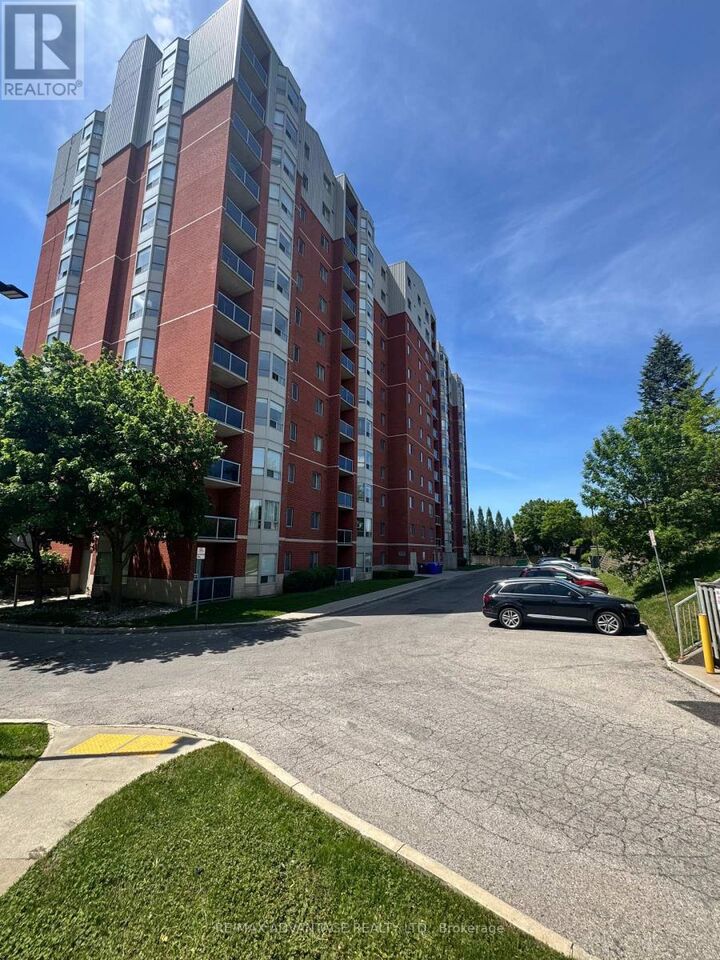Property Photo:  30 Chapman Court 607  ON N6G 4Y4 