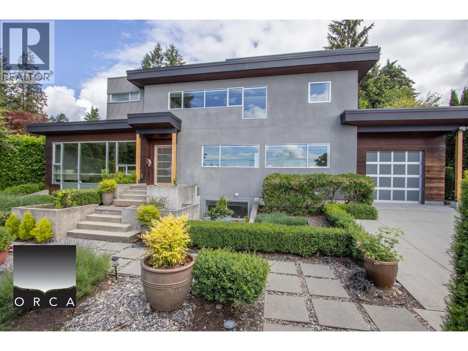 Property Photo:  1741 Ottawa Avenue  BC V7V 2S3 