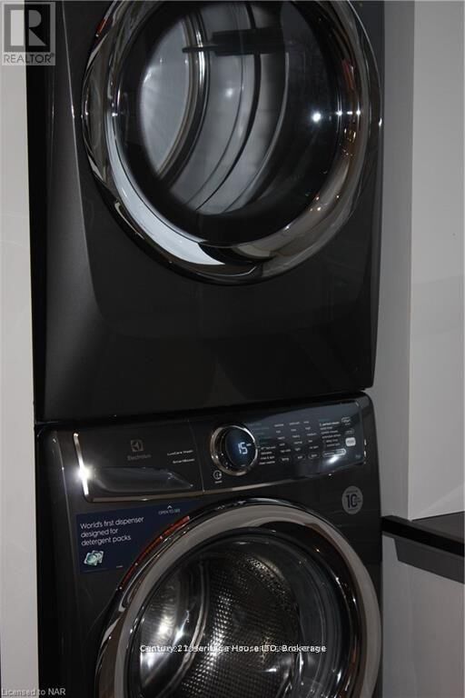 Property Photo: 238 Bertie Street 1 ON L2A 1Z3