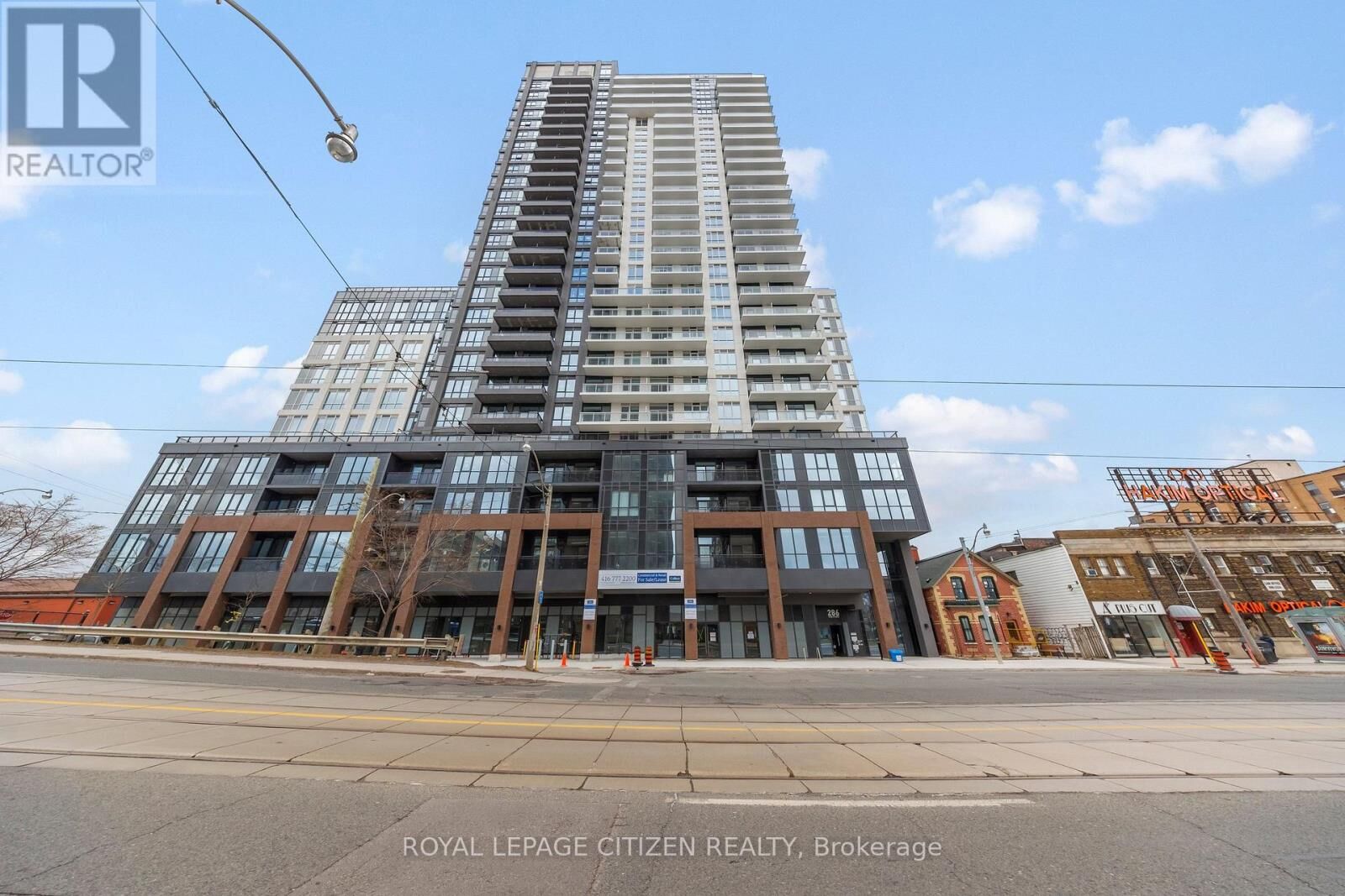 Property Photo:  286 Main Street 2110  ON M4C 0B3 