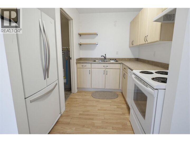 Property Photo: 1221 Hugh Allan Drive 20 BC V1S 1M7