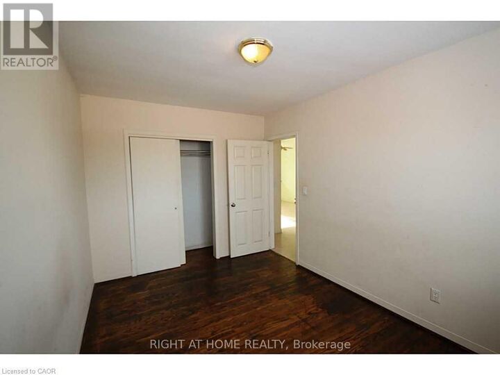 Property Photo:  115 Sixth Avenue  ON N3S 1B1 