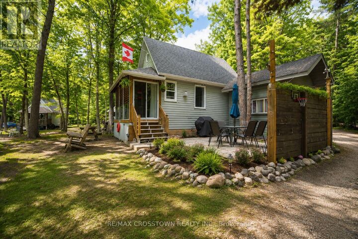 Property Photo: 739 Concession 15 #8 West ON L9M 0H7