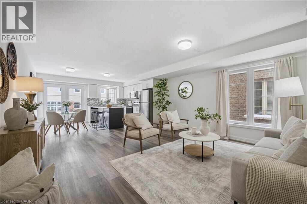 Property Photo:  205 West Oak Trail 26  ON N2R 0R9 