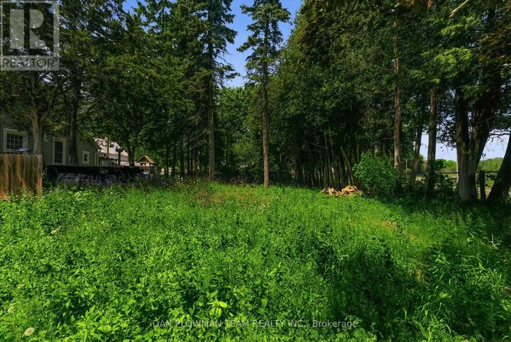 Property Photo:  38 Park Street  ON L1B 1H2 