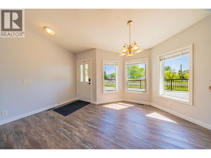Photo de la propriété: 12222 Juniper Avenue BC V1J 8E5