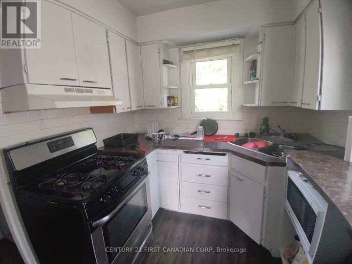 Property Photo: 759 Curry Street ON N5Y 1N5