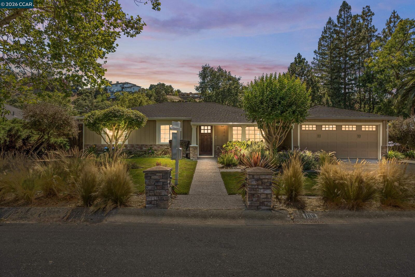 Property Photo:  186 Arlene Dr  CA 94595 