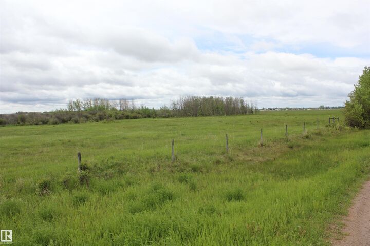 Twp Rd 570A Range Rd 65 — photo 1