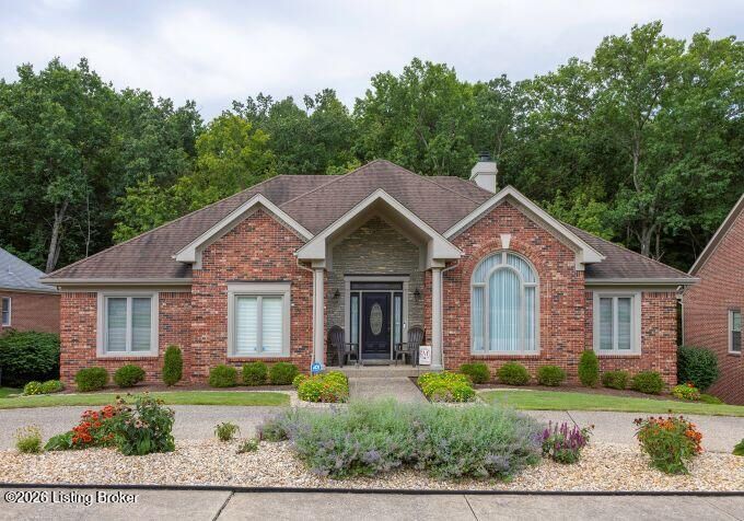 Property Photo: 16810 Polo Fields Ln KY 40245