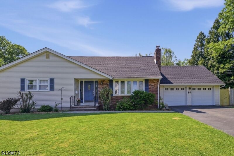 Property Photo: 10 Happel Ct NJ 07076