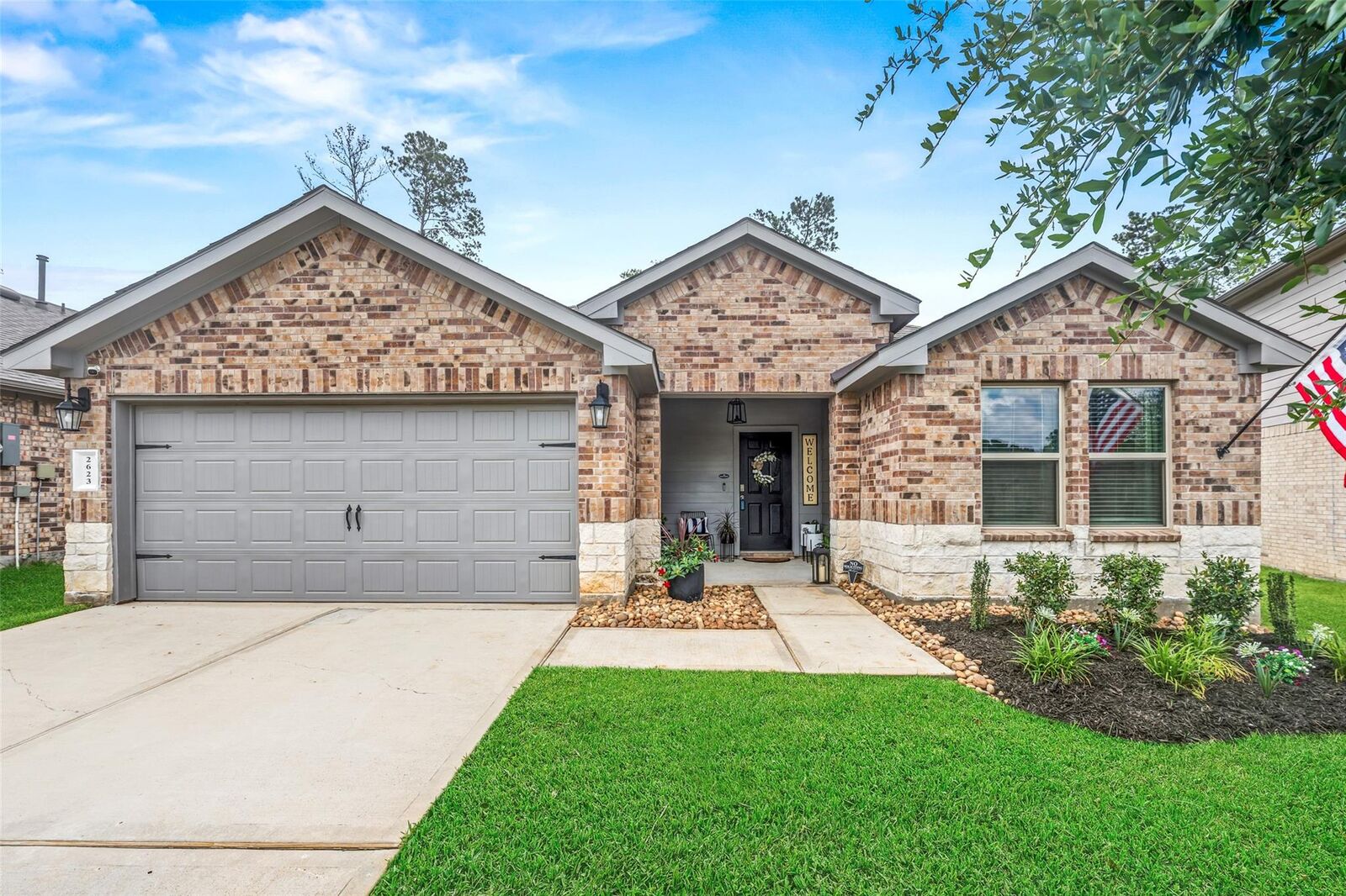 Property Photo: 2623 Lost Holly Lane TX 77301