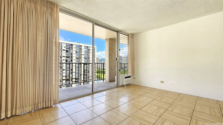 Property Photo:  2345 Ala Wai Boulevard 1802  HI 96815 