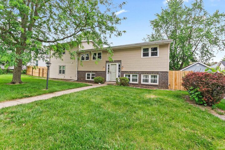 Property Photo: 1021 Archer Avenue IN 46808