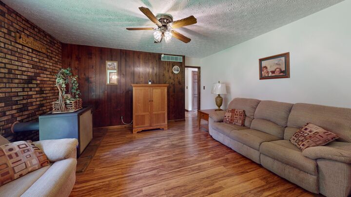 Property Photo: 466 Nazarene Hollow Road KY 41164