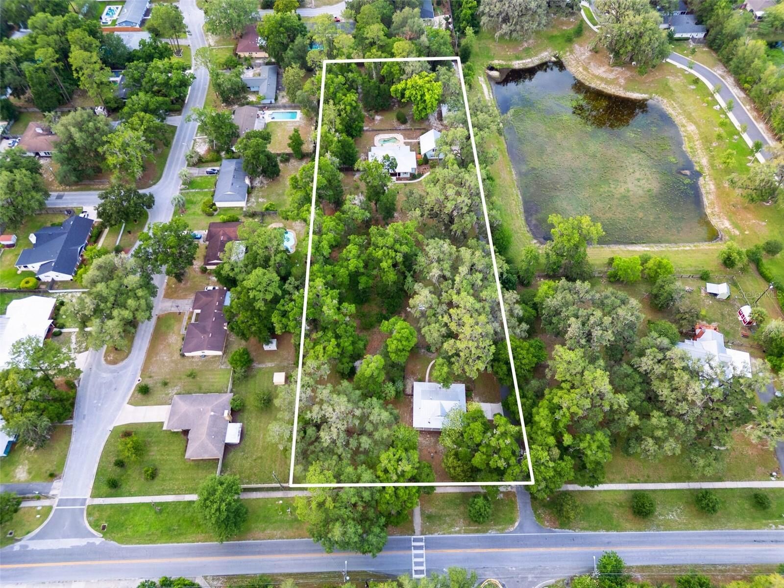 Property Photo:  2604 * NW 31st Avenue  FL 32605 